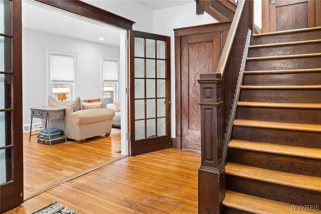 334 Baynes Street, Buffalo, New York 14213, Buffalo, New York 14213, 5 Bedrooms Bedrooms, 14 Rooms Rooms,2 BathroomsBathrooms,Residential,For Sale,334 Baynes Street, Buffalo, New York 14213,0,B1630784