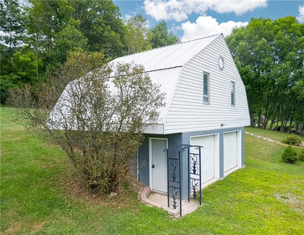 13 Capitol Drive, Nelson Twp, Pennsylvania 16940, Nelson Twp, Pennsylvania 16940, 3 Bedrooms Bedrooms, 8 Rooms Rooms,2 BathroomsBathrooms,Residential,Closed,13 Capitol Drive, Nelson Twp, Pennsylvania 16940,0,R1629503