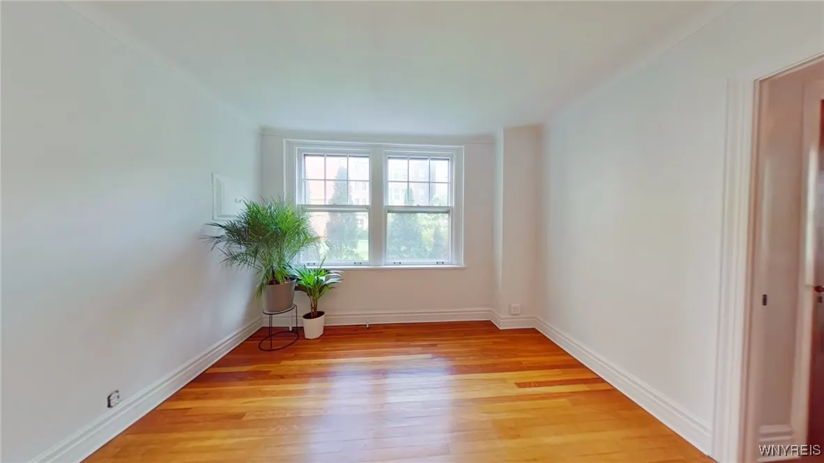83 Bryant Street 1c, Buffalo, New York 14209, Buffalo, New York 14209, 1 Bedroom Bedrooms, 3 Rooms Rooms,1 BathroomBathrooms,Residential Lease,For Rent,83 Bryant Street 1c, Buffalo, New York 14209,0,B1630590