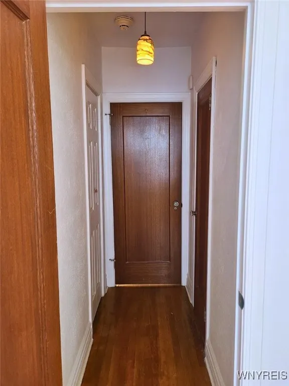 83 Bryant Street 1c, Buffalo, New York 14209, Buffalo, New York 14209, 1 Bedroom Bedrooms, 3 Rooms Rooms,1 BathroomBathrooms,Residential Lease,For Rent,83 Bryant Street 1c, Buffalo, New York 14209,0,B1630590