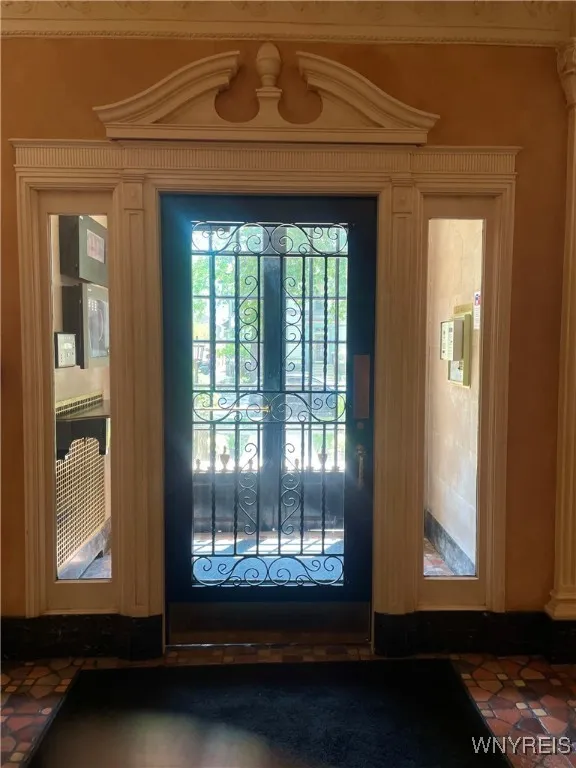 83 Bryant Street 1c, Buffalo, New York 14209, Buffalo, New York 14209, 1 Bedroom Bedrooms, 3 Rooms Rooms,1 BathroomBathrooms,Residential Lease,For Rent,83 Bryant Street 1c, Buffalo, New York 14209,0,B1630590