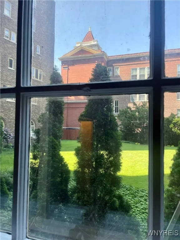 83 Bryant Street 1c, Buffalo, New York 14209, Buffalo, New York 14209, 1 Bedroom Bedrooms, 3 Rooms Rooms,1 BathroomBathrooms,Residential Lease,For Rent,83 Bryant Street 1c, Buffalo, New York 14209,0,B1630590