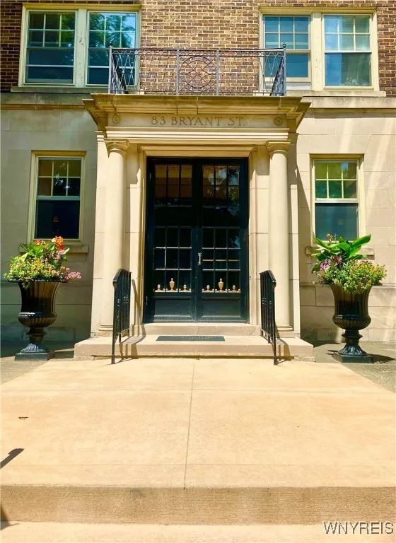83 Bryant Street 1c, Buffalo, New York 14209, Buffalo, New York 14209, 1 Bedroom Bedrooms, 3 Rooms Rooms,1 BathroomBathrooms,Residential Lease,For Rent,83 Bryant Street 1c, Buffalo, New York 14209,0,B1630590