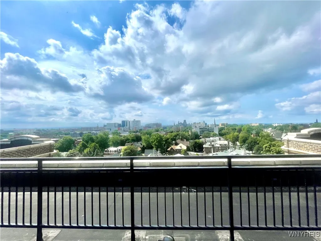 83 Bryant Street 1c, Buffalo, New York 14209, Buffalo, New York 14209, 1 Bedroom Bedrooms, 3 Rooms Rooms,1 BathroomBathrooms,Residential Lease,For Rent,83 Bryant Street 1c, Buffalo, New York 14209,0,B1630590