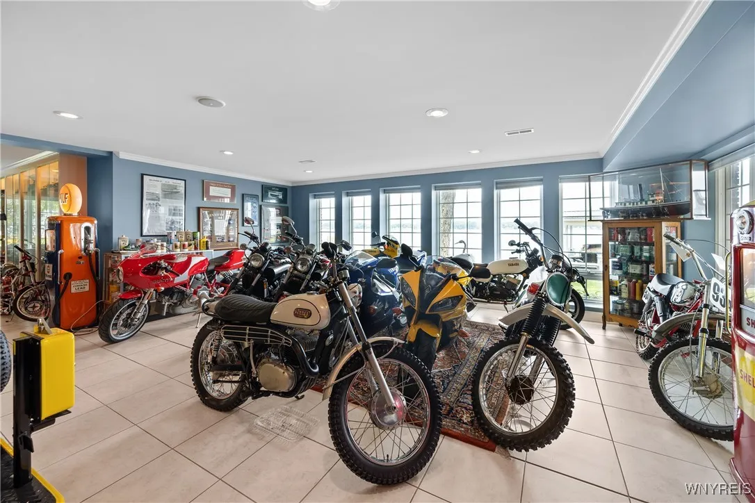 4875 E River Road, Grand Island, New York 14072, Grand Island, New York 14072, 4 Bedrooms Bedrooms, 15 Rooms Rooms,4 BathroomsBathrooms,Residential,For Sale,4875 E River Road, Grand Island, New York 14072,B1629712