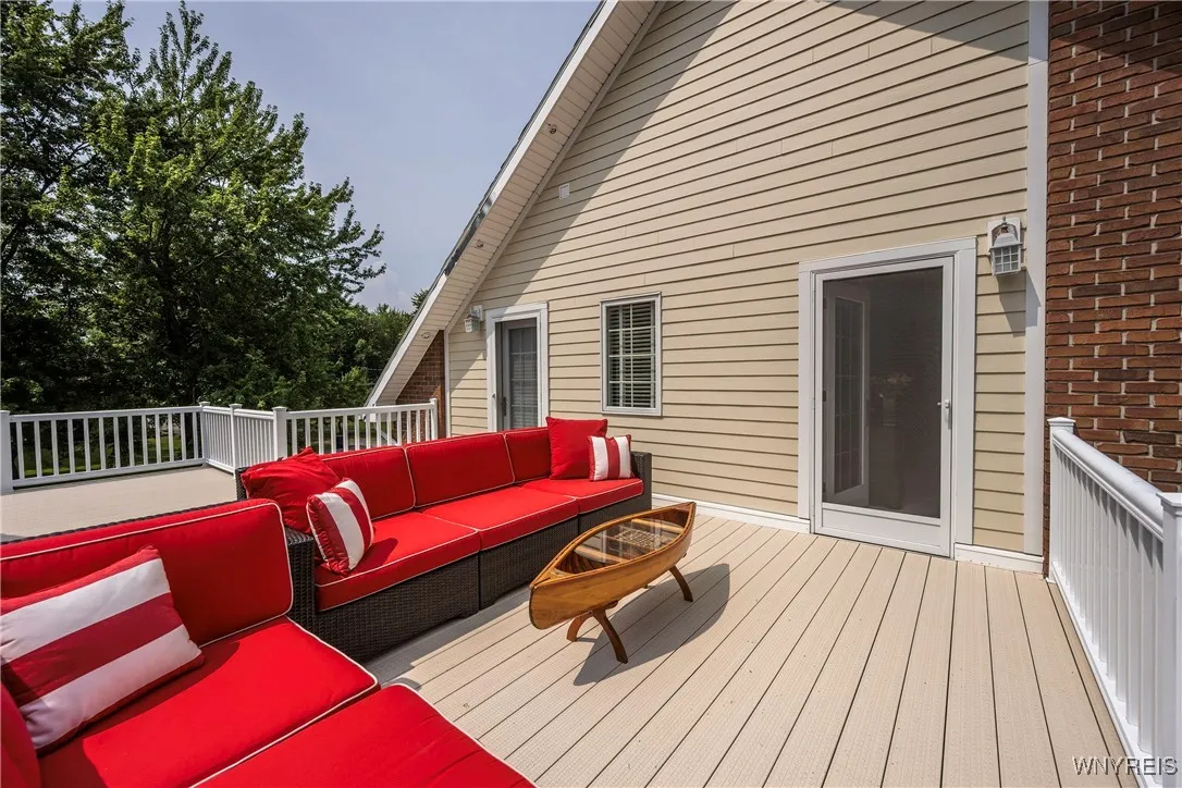 4875 E River Road, Grand Island, New York 14072, Grand Island, New York 14072, 4 Bedrooms Bedrooms, 15 Rooms Rooms,4 BathroomsBathrooms,Residential,For Sale,4875 E River Road, Grand Island, New York 14072,B1629712