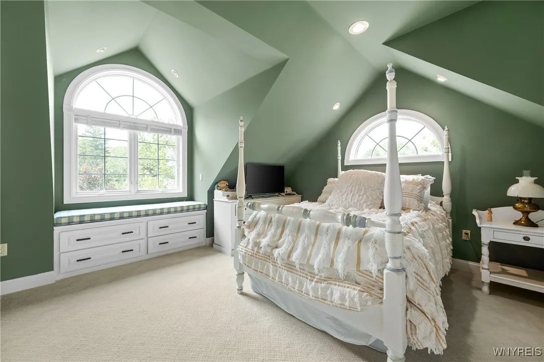 4875 E River Road, Grand Island, New York 14072, Grand Island, New York 14072, 4 Bedrooms Bedrooms, 15 Rooms Rooms,4 BathroomsBathrooms,Residential,For Sale,4875 E River Road, Grand Island, New York 14072,B1629712