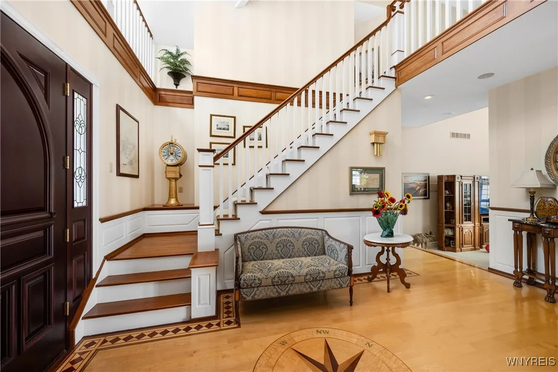 4875 E River Road, Grand Island, New York 14072, Grand Island, New York 14072, 4 Bedrooms Bedrooms, 15 Rooms Rooms,4 BathroomsBathrooms,Residential,For Sale,4875 E River Road, Grand Island, New York 14072,B1629712