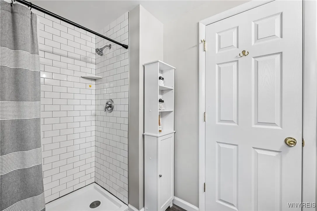 27 Wilma Drive, Lancaster, New York 14086, Lancaster, New York 14086, 3 Bedrooms Bedrooms, 8 Rooms Rooms,1 BathroomBathrooms,Residential,Closed,27 Wilma Drive, Lancaster, New York 14086,0,B1630765