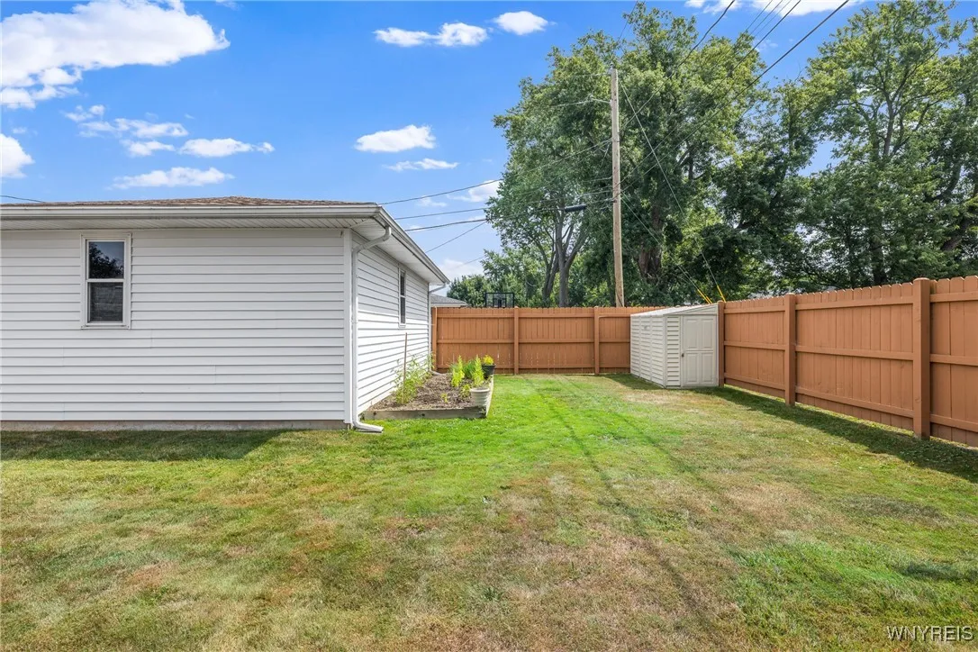 27 Wilma Drive, Lancaster, New York 14086, Lancaster, New York 14086, 3 Bedrooms Bedrooms, 8 Rooms Rooms,1 BathroomBathrooms,Residential,Closed,27 Wilma Drive, Lancaster, New York 14086,0,B1630765