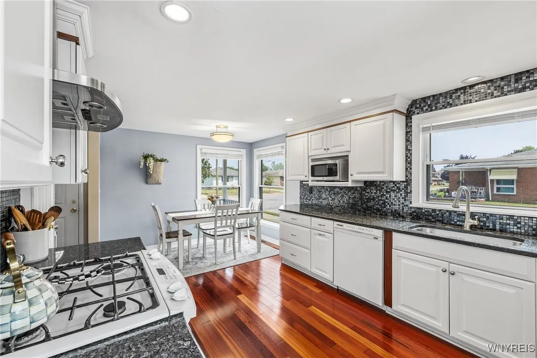 27 Wilma Drive, Lancaster, New York 14086, Lancaster, New York 14086, 3 Bedrooms Bedrooms, 8 Rooms Rooms,1 BathroomBathrooms,Residential,Closed,27 Wilma Drive, Lancaster, New York 14086,0,B1630765