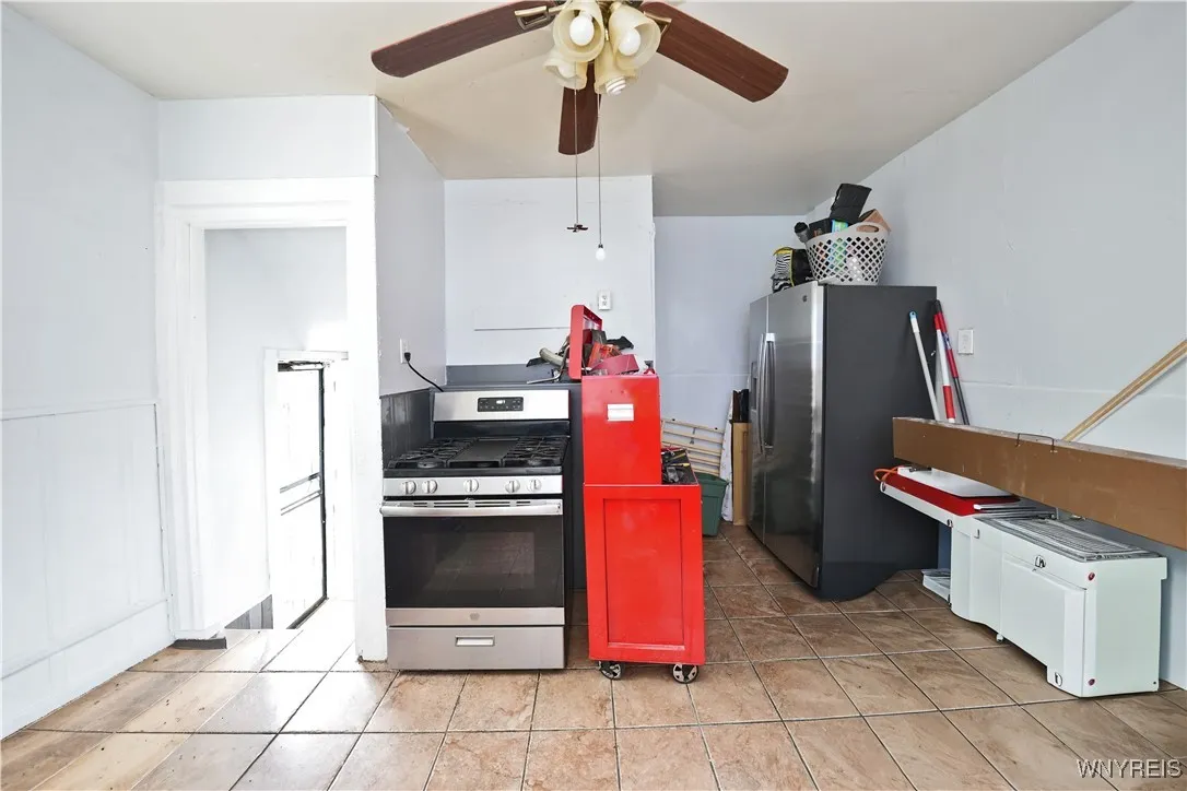 644 West Avenue, Buffalo, New York 14213, Buffalo, New York 14213, 5 Bedrooms Bedrooms, 10 Rooms Rooms,2 BathroomsBathrooms,Residential,For Sale,644 West Avenue, Buffalo, New York 14213,B1630687