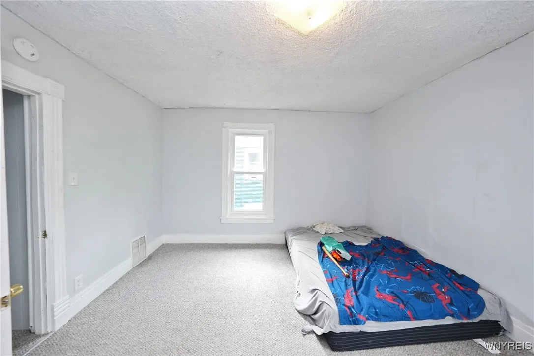 644 West Avenue, Buffalo, New York 14213, Buffalo, New York 14213, 5 Bedrooms Bedrooms, 10 Rooms Rooms,2 BathroomsBathrooms,Residential,For Sale,644 West Avenue, Buffalo, New York 14213,B1630687