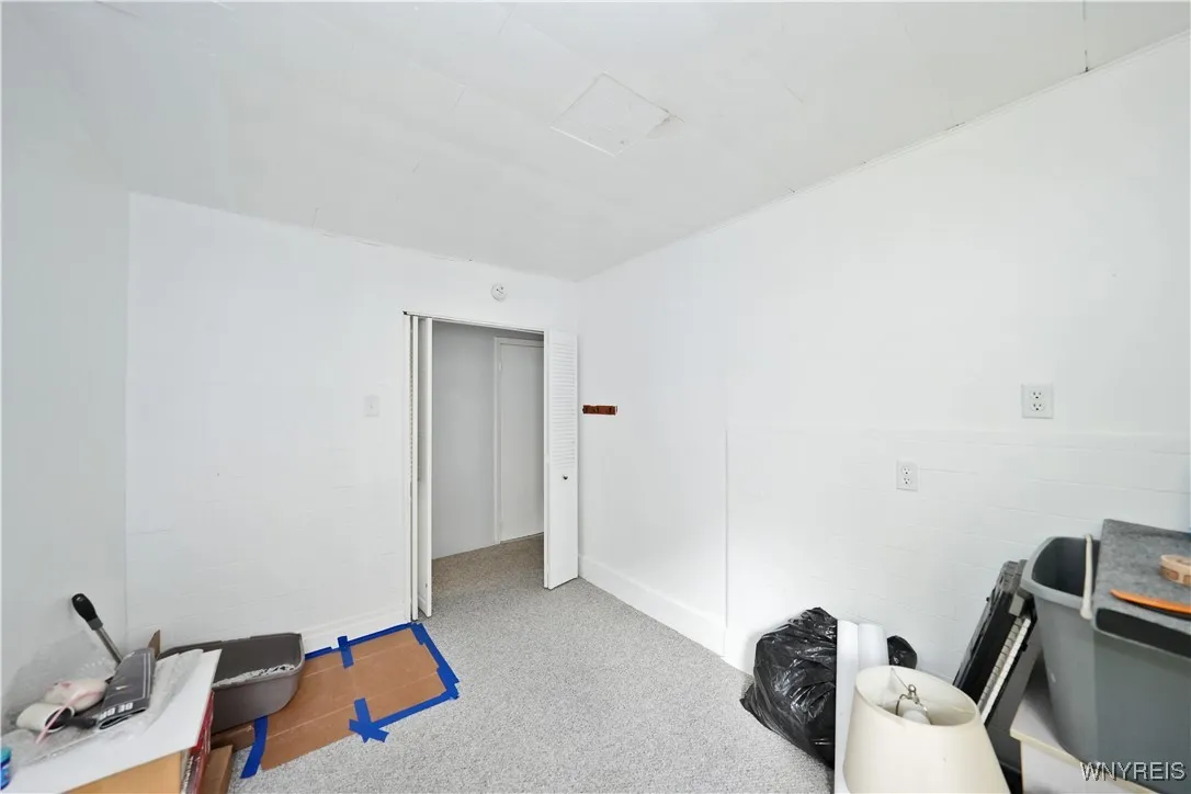 644 West Avenue, Buffalo, New York 14213, Buffalo, New York 14213, 5 Bedrooms Bedrooms, 10 Rooms Rooms,2 BathroomsBathrooms,Residential,For Sale,644 West Avenue, Buffalo, New York 14213,B1630687