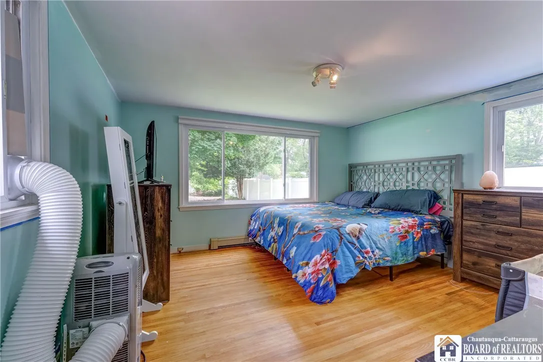 8382 Kimberly Road, Clarence, New York 14221, Clarence, New York 14221, 2 Bedrooms Bedrooms, 7 Rooms Rooms,1 BathroomBathrooms,Residential,For Sale,8382 Kimberly Road, Clarence, New York 14221,R1630551