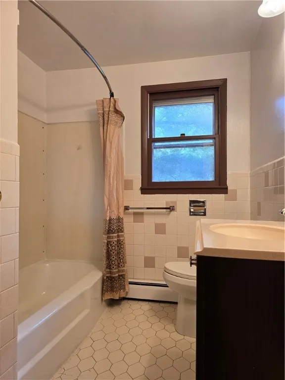 1990 East Shore Drive, Lansing, New York 14882, Lansing, New York 14882, 3 Bedrooms Bedrooms, 8 Rooms Rooms,2 BathroomsBathrooms,Residential Lease,For Rent,1990 East Shore Drive, Lansing, New York 14882,0,R1630787