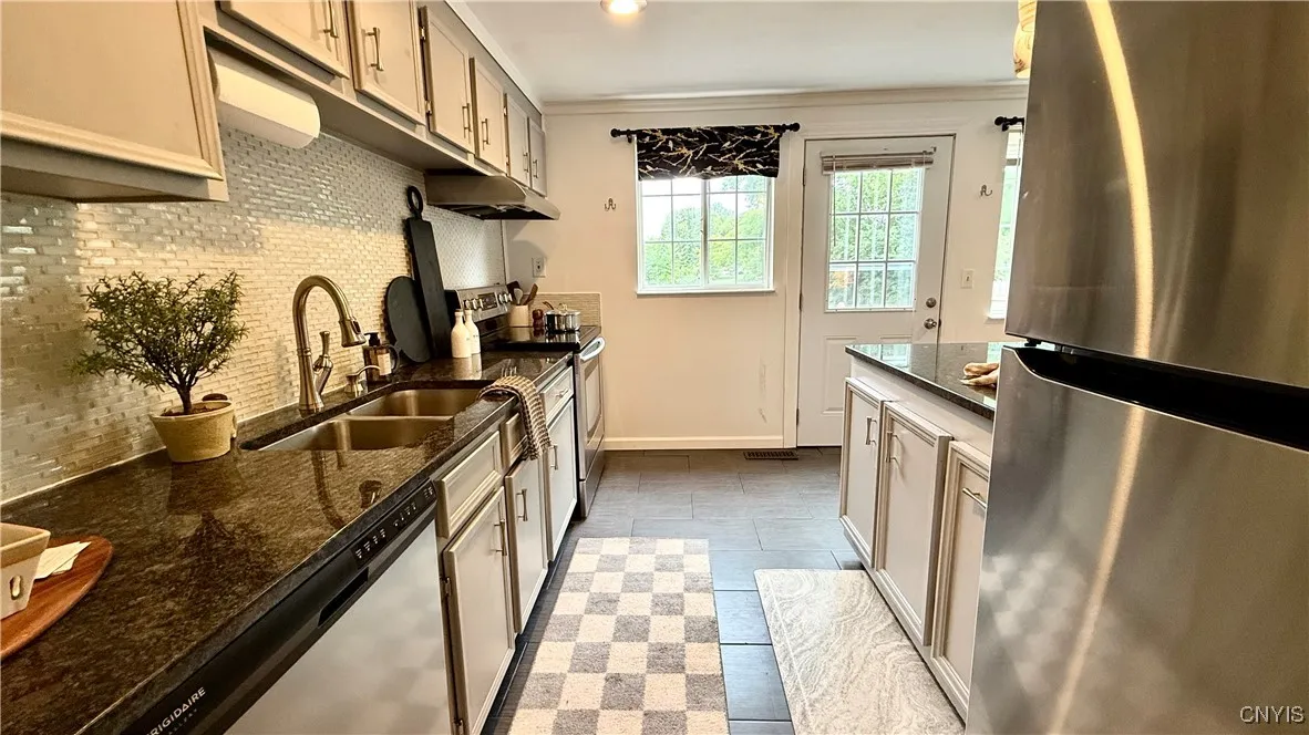 Kitchen - refrigerator is almost new