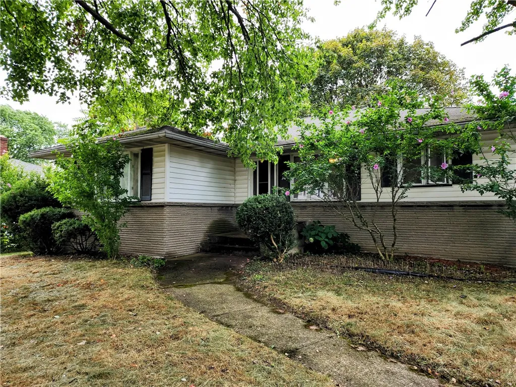 49 Angora Dr Drive, Irondequoit, New York 14617, Irondequoit, New York 14617, 3 Bedrooms Bedrooms, 6 Rooms Rooms,2 BathroomsBathrooms,Residential,Closed,49 Angora Dr Drive, Irondequoit, New York 14617,0,R1630622