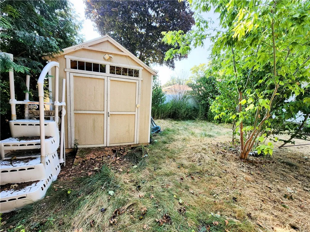 49 Angora Dr Drive, Irondequoit, New York 14617, Irondequoit, New York 14617, 3 Bedrooms Bedrooms, 6 Rooms Rooms,2 BathroomsBathrooms,Residential,Closed,49 Angora Dr Drive, Irondequoit, New York 14617,0,R1630622