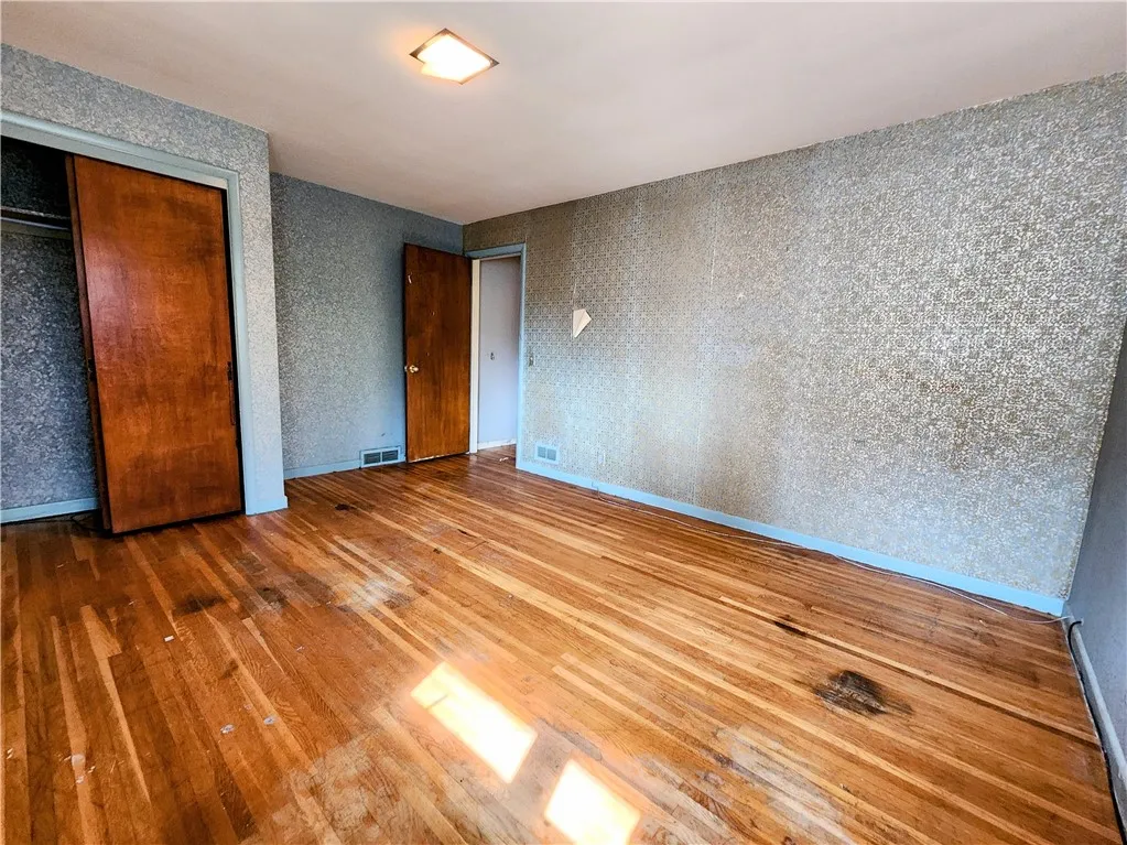 49 Angora Dr Drive, Irondequoit, New York 14617, Irondequoit, New York 14617, 3 Bedrooms Bedrooms, 6 Rooms Rooms,2 BathroomsBathrooms,Residential,Closed,49 Angora Dr Drive, Irondequoit, New York 14617,0,R1630622