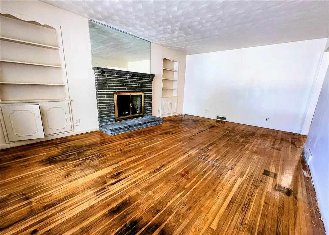 49 Angora Dr Drive, Irondequoit, New York 14617, Irondequoit, New York 14617, 3 Bedrooms Bedrooms, 6 Rooms Rooms,2 BathroomsBathrooms,Residential,Closed,49 Angora Dr Drive, Irondequoit, New York 14617,0,R1630622