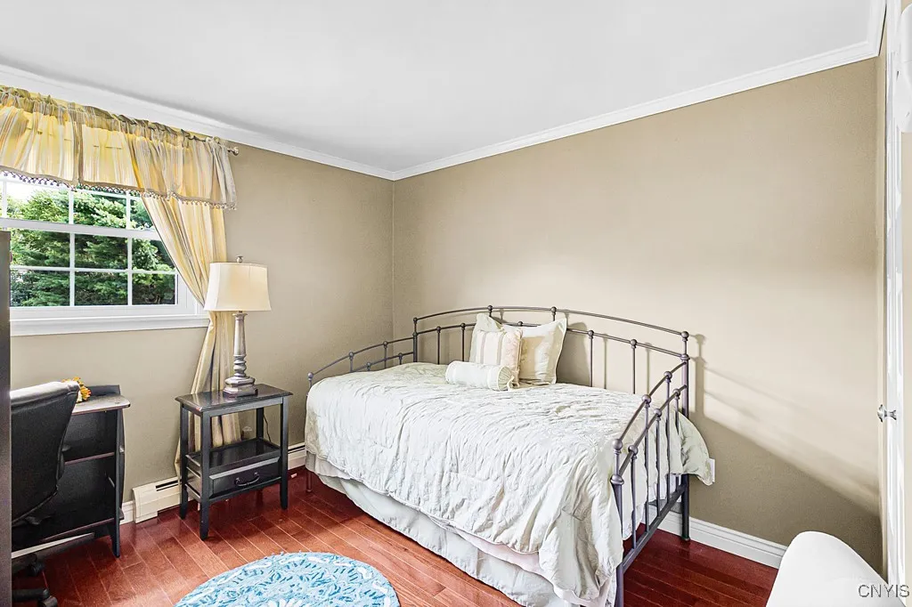 6 Clintonview Road, New Hartford, New York 13413, New Hartford, New York 13413, 4 Bedrooms Bedrooms, 10 Rooms Rooms,2 BathroomsBathrooms,Residential,Closed,6 Clintonview Road, New Hartford, New York 13413,0,S1621123
