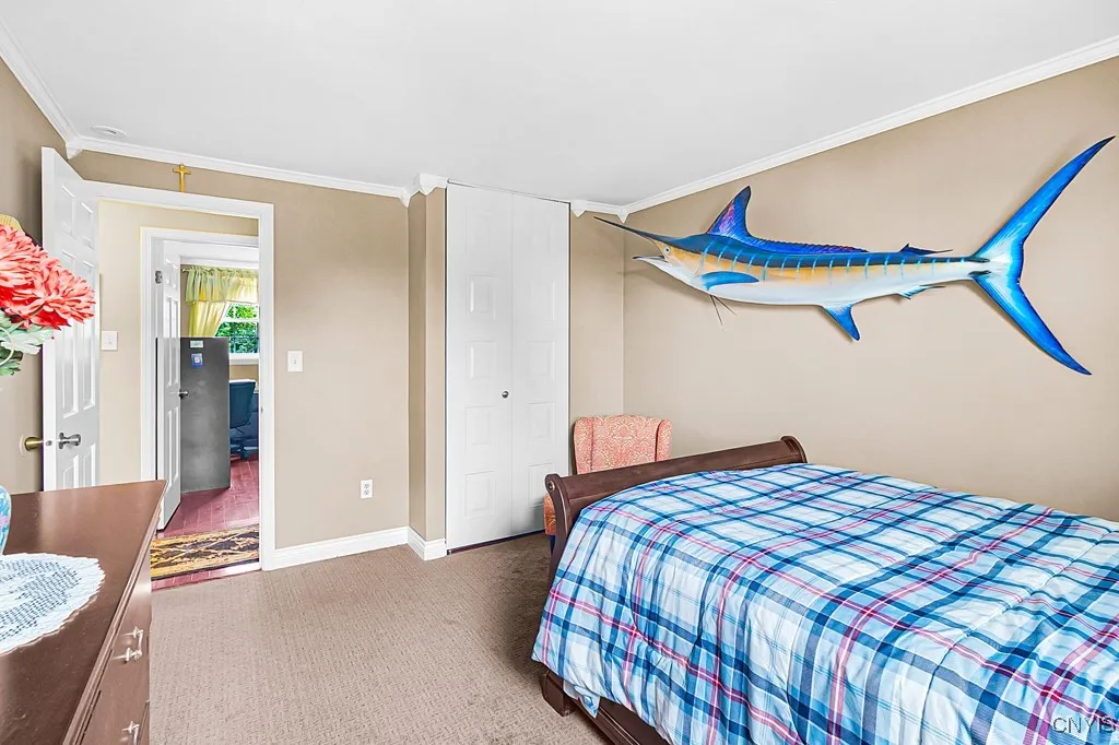 6 Clintonview Road, New Hartford, New York 13413, New Hartford, New York 13413, 4 Bedrooms Bedrooms, 10 Rooms Rooms,2 BathroomsBathrooms,Residential,Closed,6 Clintonview Road, New Hartford, New York 13413,0,S1621123