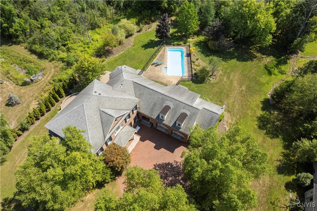 5 Kane Avenue, Skaneateles, New York 13152, Skaneateles, New York 13152, 5 Bedrooms Bedrooms, 12 Rooms Rooms,3 BathroomsBathrooms,Residential,Closed,5 Kane Avenue, Skaneateles, New York 13152,0,S1629053