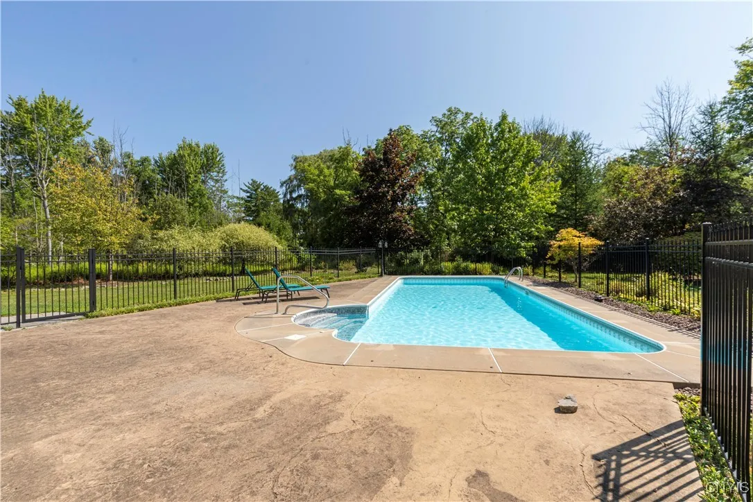 5 Kane Avenue, Skaneateles, New York 13152, Skaneateles, New York 13152, 5 Bedrooms Bedrooms, 12 Rooms Rooms,3 BathroomsBathrooms,Residential,Closed,5 Kane Avenue, Skaneateles, New York 13152,0,S1629053
