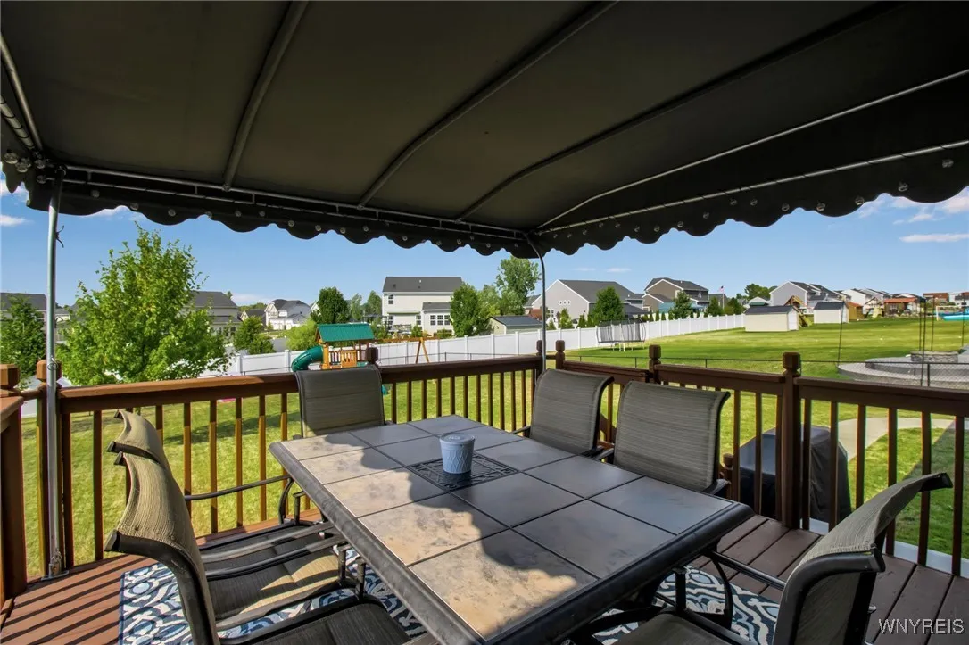 690 Pleasant View Drive, Lancaster, New York 14086, Lancaster, New York 14086, 3 Bedrooms Bedrooms, 7 Rooms Rooms,2 BathroomsBathrooms,Residential,Closed,690 Pleasant View Drive, Lancaster, New York 14086,0,B1630248