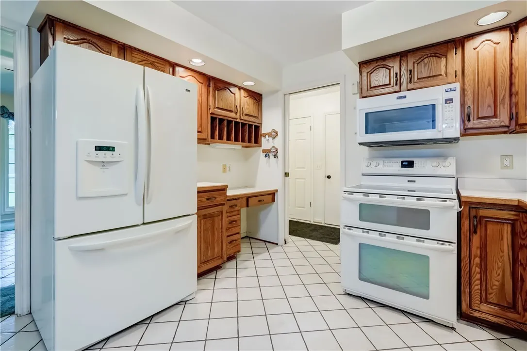 1398 Brace Road, Victor, New York 14564, Victor, New York 14564, 3 Bedrooms Bedrooms, 8 Rooms Rooms,2 BathroomsBathrooms,Residential,Closed,1398 Brace Road, Victor, New York 14564,0,R1630402