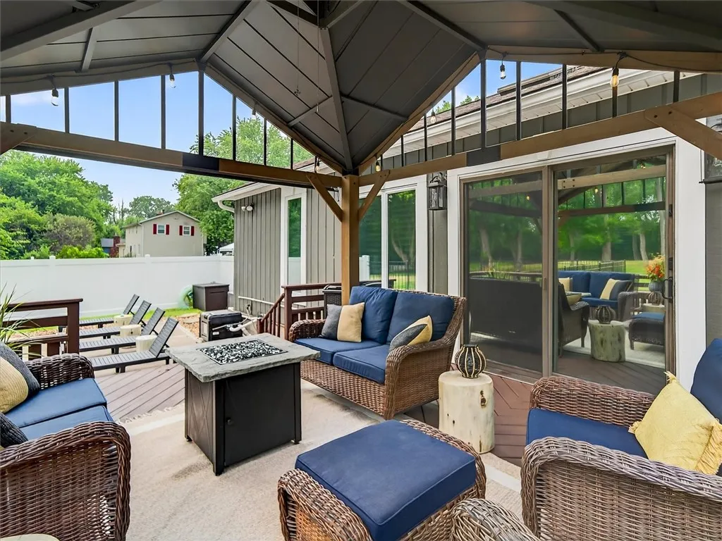 234 Sannita Drive, Greece, New York 14626, Greece, New York 14626, 3 Bedrooms Bedrooms, 9 Rooms Rooms,2 BathroomsBathrooms,Residential,Closed,234 Sannita Drive, Greece, New York 14626,0,R1630599