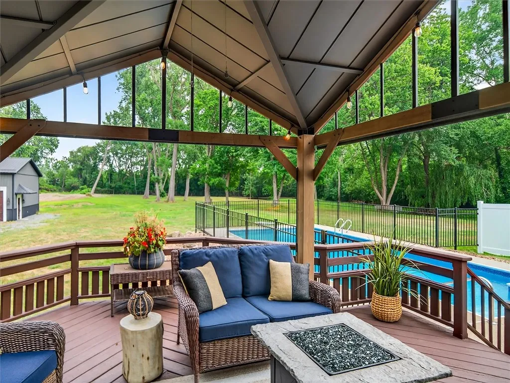 234 Sannita Drive, Greece, New York 14626, Greece, New York 14626, 3 Bedrooms Bedrooms, 9 Rooms Rooms,2 BathroomsBathrooms,Residential,Closed,234 Sannita Drive, Greece, New York 14626,0,R1630599