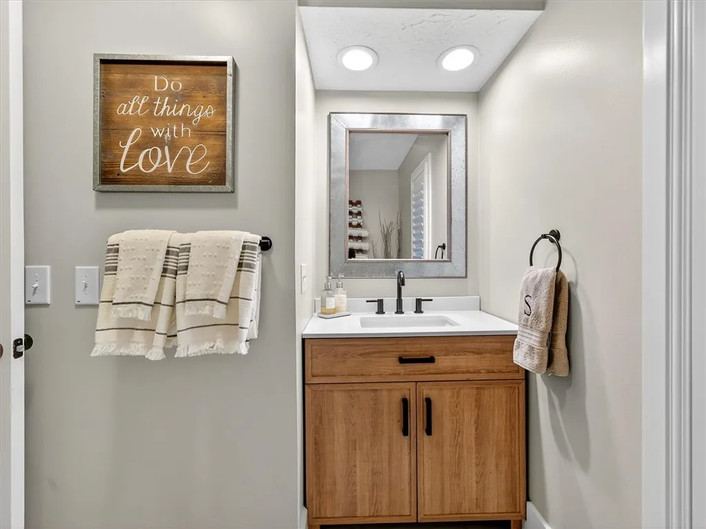 234 Sannita Drive, Greece, New York 14626, Greece, New York 14626, 3 Bedrooms Bedrooms, 9 Rooms Rooms,2 BathroomsBathrooms,Residential,Closed,234 Sannita Drive, Greece, New York 14626,0,R1630599