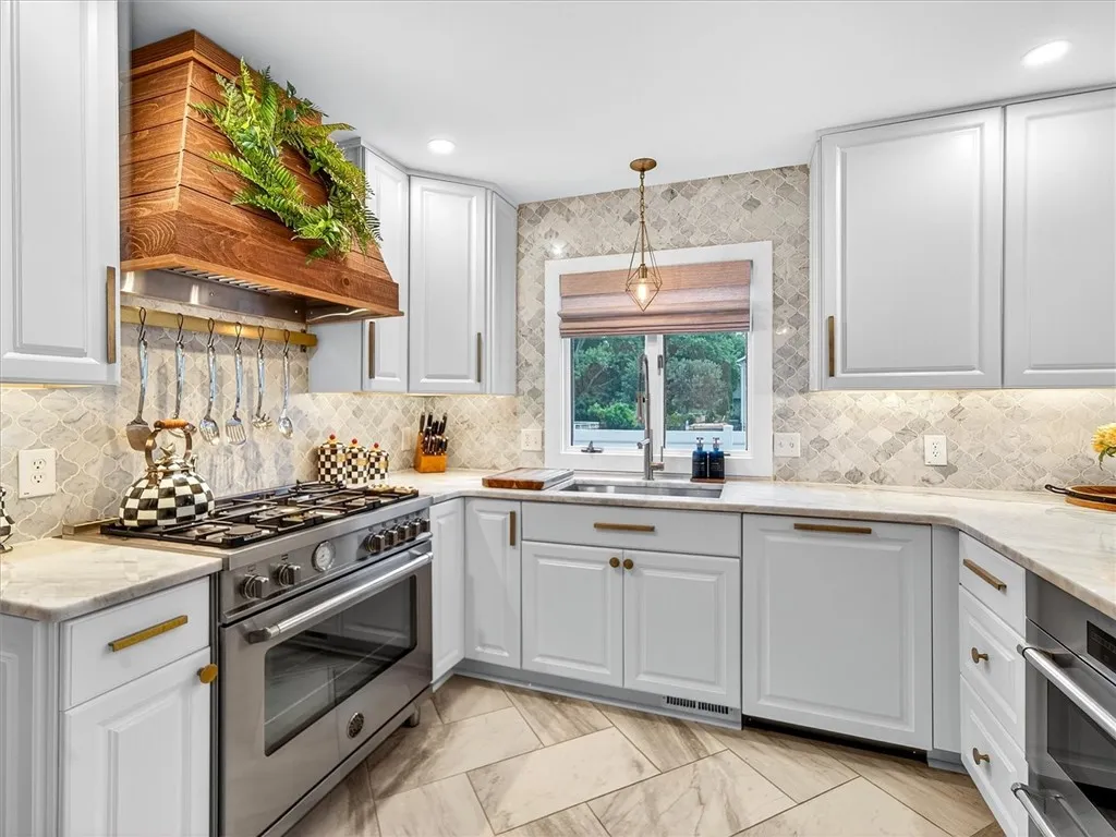 234 Sannita Drive, Greece, New York 14626, Greece, New York 14626, 3 Bedrooms Bedrooms, 9 Rooms Rooms,2 BathroomsBathrooms,Residential,Closed,234 Sannita Drive, Greece, New York 14626,0,R1630599