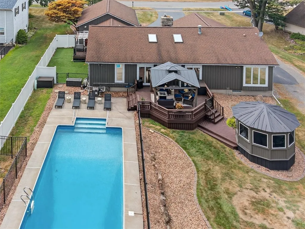 234 Sannita Drive, Greece, New York 14626, Greece, New York 14626, 3 Bedrooms Bedrooms, 9 Rooms Rooms,2 BathroomsBathrooms,Residential,Closed,234 Sannita Drive, Greece, New York 14626,0,R1630599