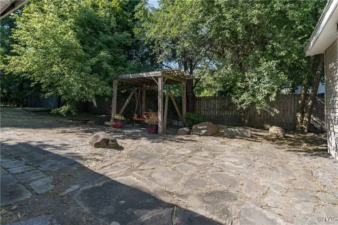 820 Sherman Street, Watertown City, New York 13601, Watertown City, New York 13601, 3 Bedrooms Bedrooms, 10 Rooms Rooms,2 BathroomsBathrooms,Residential,Closed,820 Sherman Street, Watertown City, New York 13601,0,S1629051