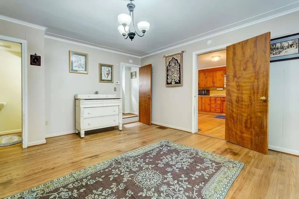 53 Nicholson Street, Rochester, New York 14620, Rochester, New York 14620, 2 Bedrooms Bedrooms, 5 Rooms Rooms,1 BathroomBathrooms,Residential,Closed,53 Nicholson Street, Rochester, New York 14620,0,R1630965