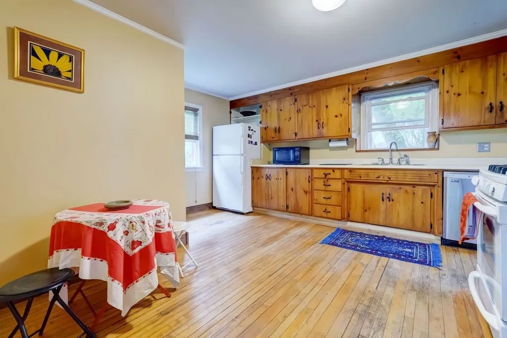 53 Nicholson Street, Rochester, New York 14620, Rochester, New York 14620, 2 Bedrooms Bedrooms, 5 Rooms Rooms,1 BathroomBathrooms,Residential,Closed,53 Nicholson Street, Rochester, New York 14620,0,R1630965