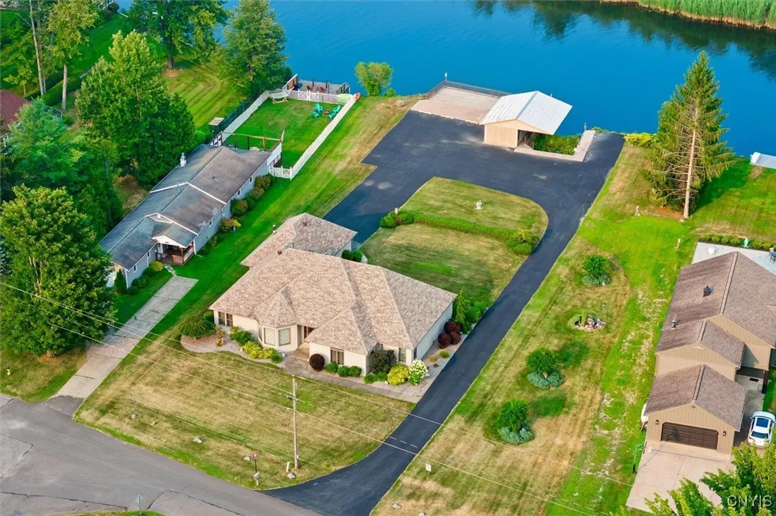 1524 Sandy Point Lane, Vienna, New York 13308, Vienna, New York 13308, 3 Bedrooms Bedrooms, 11 Rooms Rooms,3 BathroomsBathrooms,Residential,Closed,1524 Sandy Point Lane, Vienna, New York 13308,0,S1630983