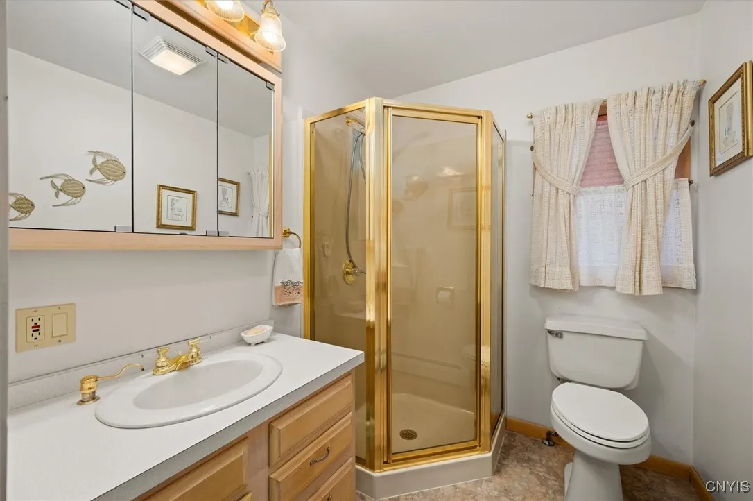 1524 Sandy Point Lane, Vienna, New York 13308, Vienna, New York 13308, 3 Bedrooms Bedrooms, 11 Rooms Rooms,3 BathroomsBathrooms,Residential,Closed,1524 Sandy Point Lane, Vienna, New York 13308,0,S1630983