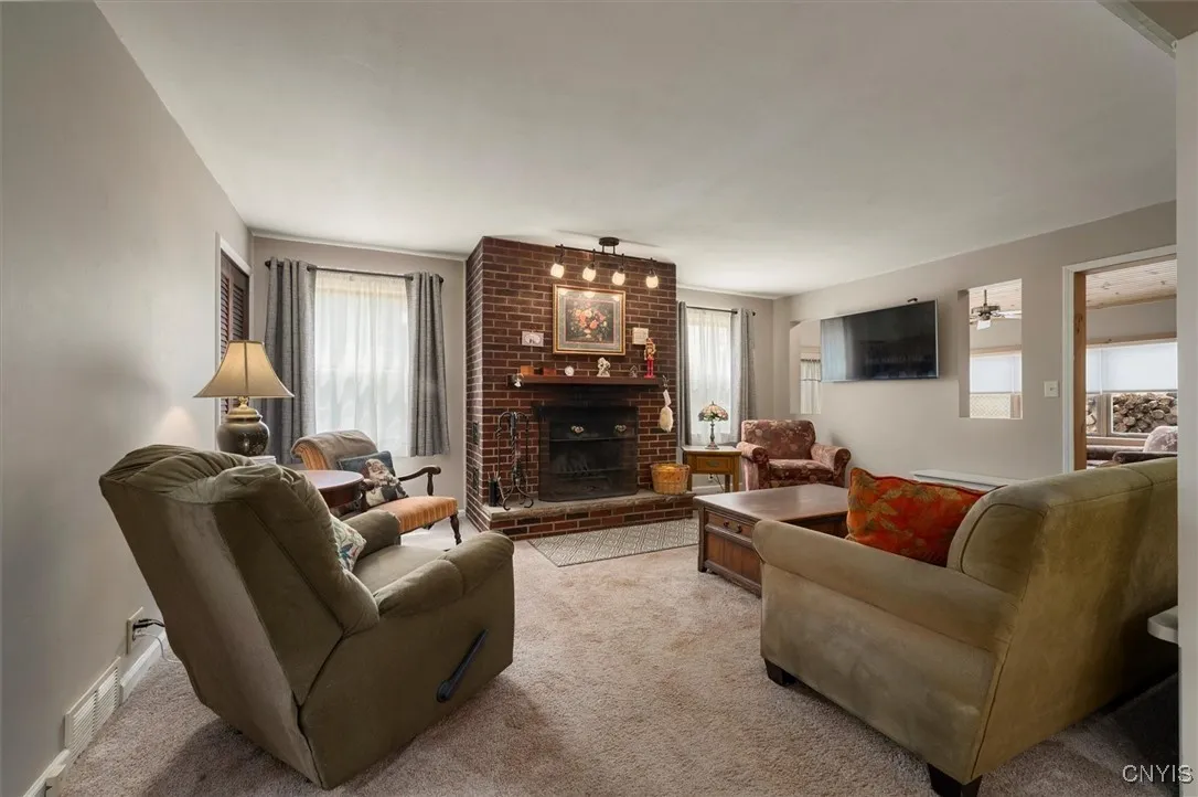 232 Riverview Parkway North, Rome, New York 13440, Rome, New York 13440, 3 Bedrooms Bedrooms, 6 Rooms Rooms,1 BathroomBathrooms,Residential,Closed,232 Riverview Parkway North, Rome, New York 13440,0,S1630165