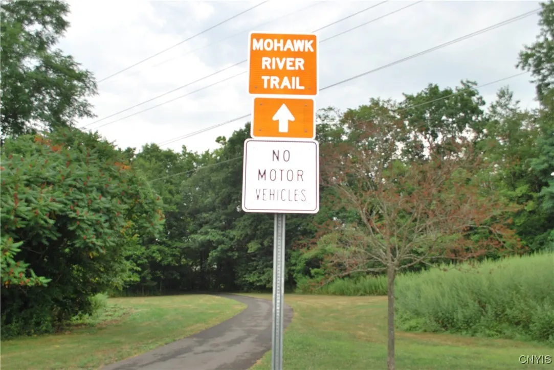 232 Riverview Parkway North, Rome, New York 13440, Rome, New York 13440, 3 Bedrooms Bedrooms, 6 Rooms Rooms,1 BathroomBathrooms,Residential,Closed,232 Riverview Parkway North, Rome, New York 13440,0,S1630165