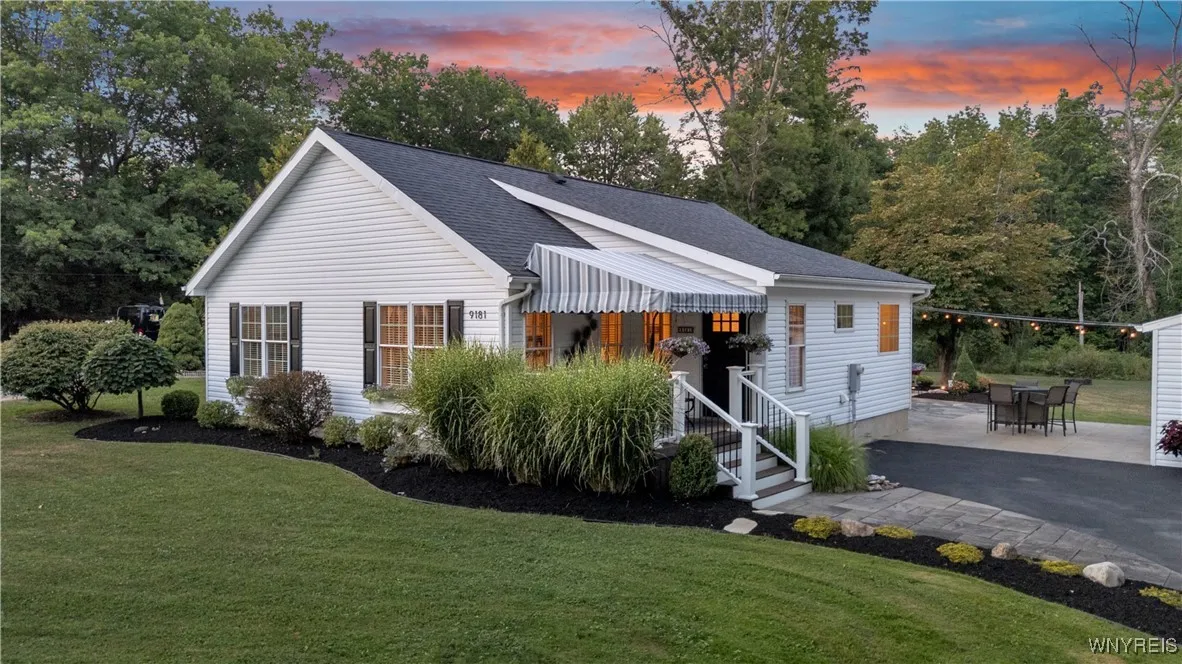 9181 Waterman Road, Evans, New York 14006, Evans, New York 14006, 3 Bedrooms Bedrooms, 6 Rooms Rooms,2 BathroomsBathrooms,Residential,Closed,9181 Waterman Road, Evans, New York 14006,0,B1630815