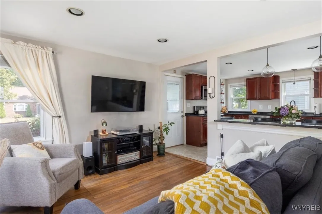 59 Sherwood Avenue, Hamburg, New York 14075, Hamburg, New York 14075, 2 Bedrooms Bedrooms, 5 Rooms Rooms,1 BathroomBathrooms,Residential,For Sale,59 Sherwood Avenue, Hamburg, New York 14075,B1630660