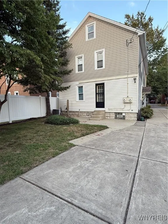 146 Chamberlin Drive, West Seneca, New York 14210, West Seneca, New York 14210, 4 Bedrooms Bedrooms, ,2 BathroomsBathrooms,Residential,For Sale,146 Chamberlin Drive, West Seneca, New York 14210,B1631000