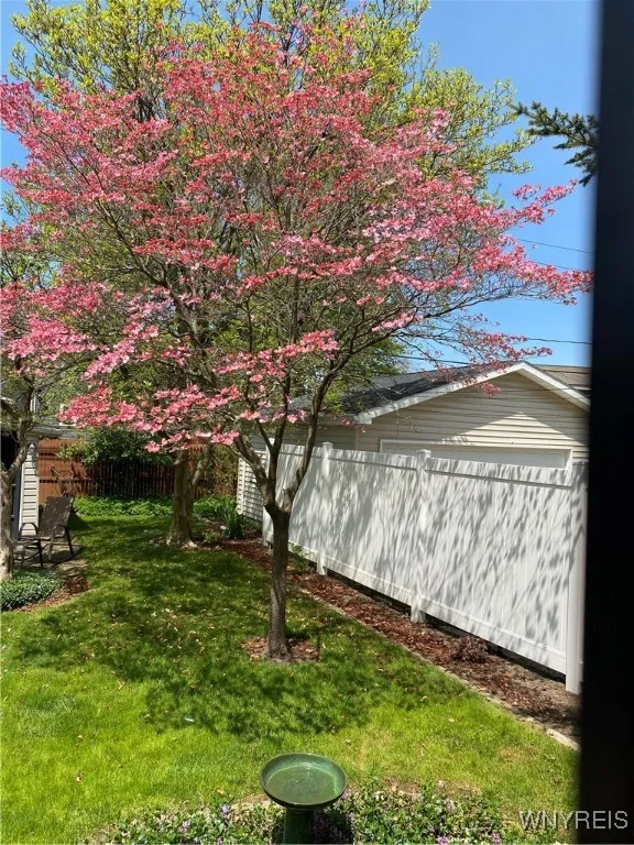 146 Chamberlin Drive, West Seneca, New York 14210, West Seneca, New York 14210, 4 Bedrooms Bedrooms, ,2 BathroomsBathrooms,Residential,For Sale,146 Chamberlin Drive, West Seneca, New York 14210,B1631000
