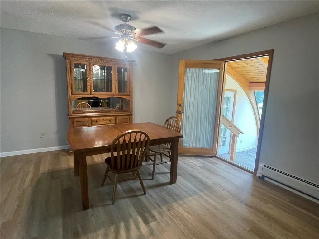 102 Norris Drive, Waterloo, New York 13165, Waterloo, New York 13165, 4 Bedrooms Bedrooms, 8 Rooms Rooms,2 BathroomsBathrooms,Residential,Closed,102 Norris Drive, Waterloo, New York 13165,0,R1630981