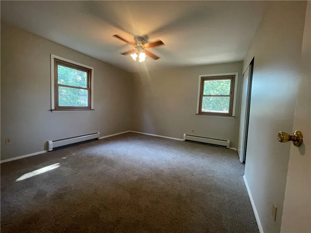 102 Norris Drive, Waterloo, New York 13165, Waterloo, New York 13165, 4 Bedrooms Bedrooms, 8 Rooms Rooms,2 BathroomsBathrooms,Residential,Closed,102 Norris Drive, Waterloo, New York 13165,0,R1630981