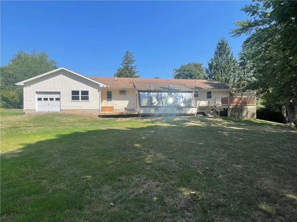 102 Norris Drive, Waterloo, New York 13165, Waterloo, New York 13165, 4 Bedrooms Bedrooms, 8 Rooms Rooms,2 BathroomsBathrooms,Residential,Closed,102 Norris Drive, Waterloo, New York 13165,0,R1630981